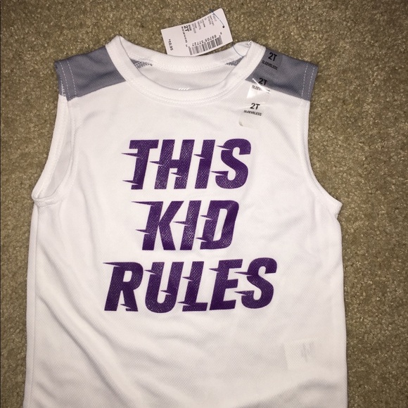 NWT 2 piece set includes top and shorts - Picture 2 of 3